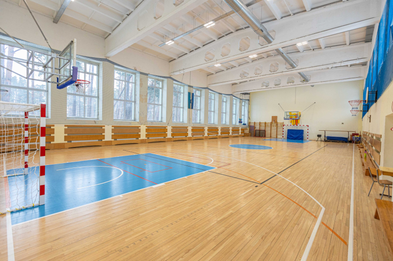 Pumpuru vidusskolas Jaundubultos sporta zāle