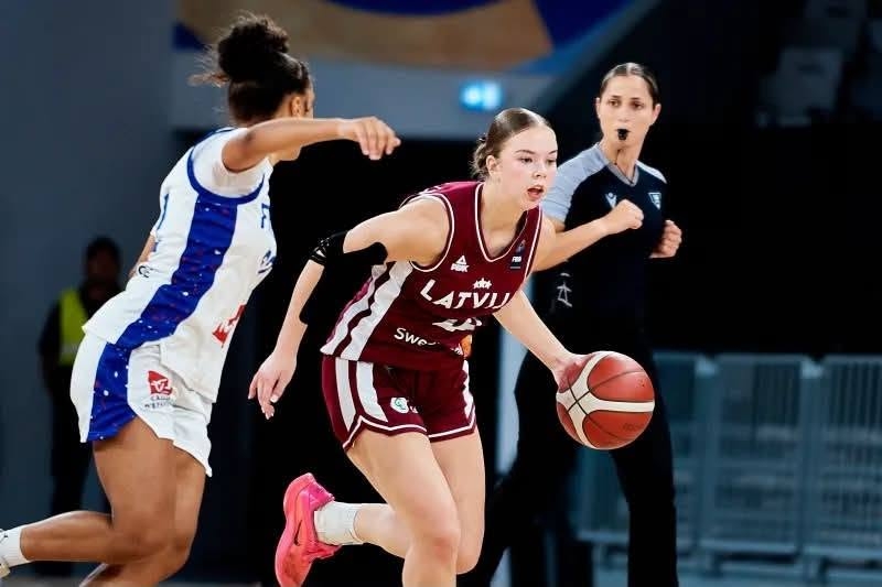 Melānija Ieva Sīpoliņa