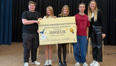 Aspazijas skolas skolēni 