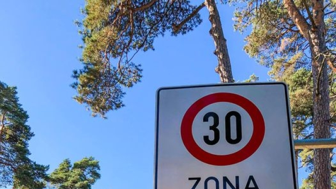 Samazina atļauto braukšanas ātrumu