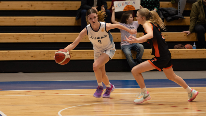 Baskets sieviešu 1