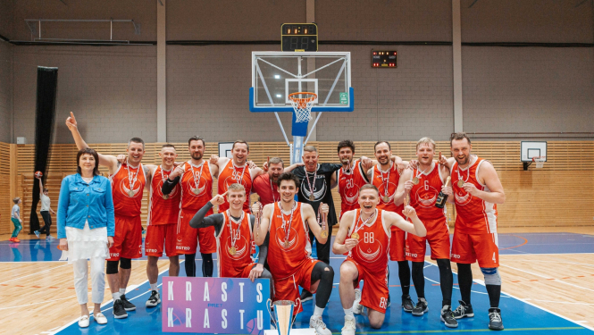 Jūrmalas atklātajā čempionātā basketbolā triumfē komanda “Fēnikss”