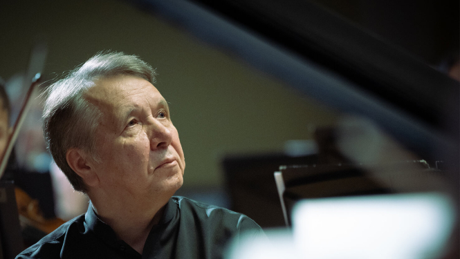 Pianists Mihails Pļetņevs 