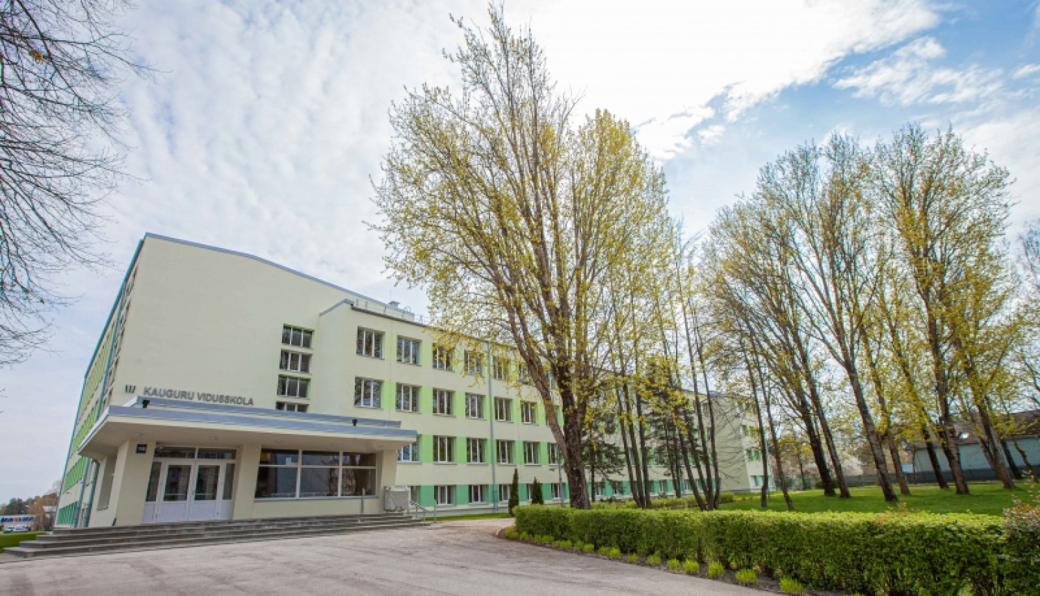 Kauguru vidusskola