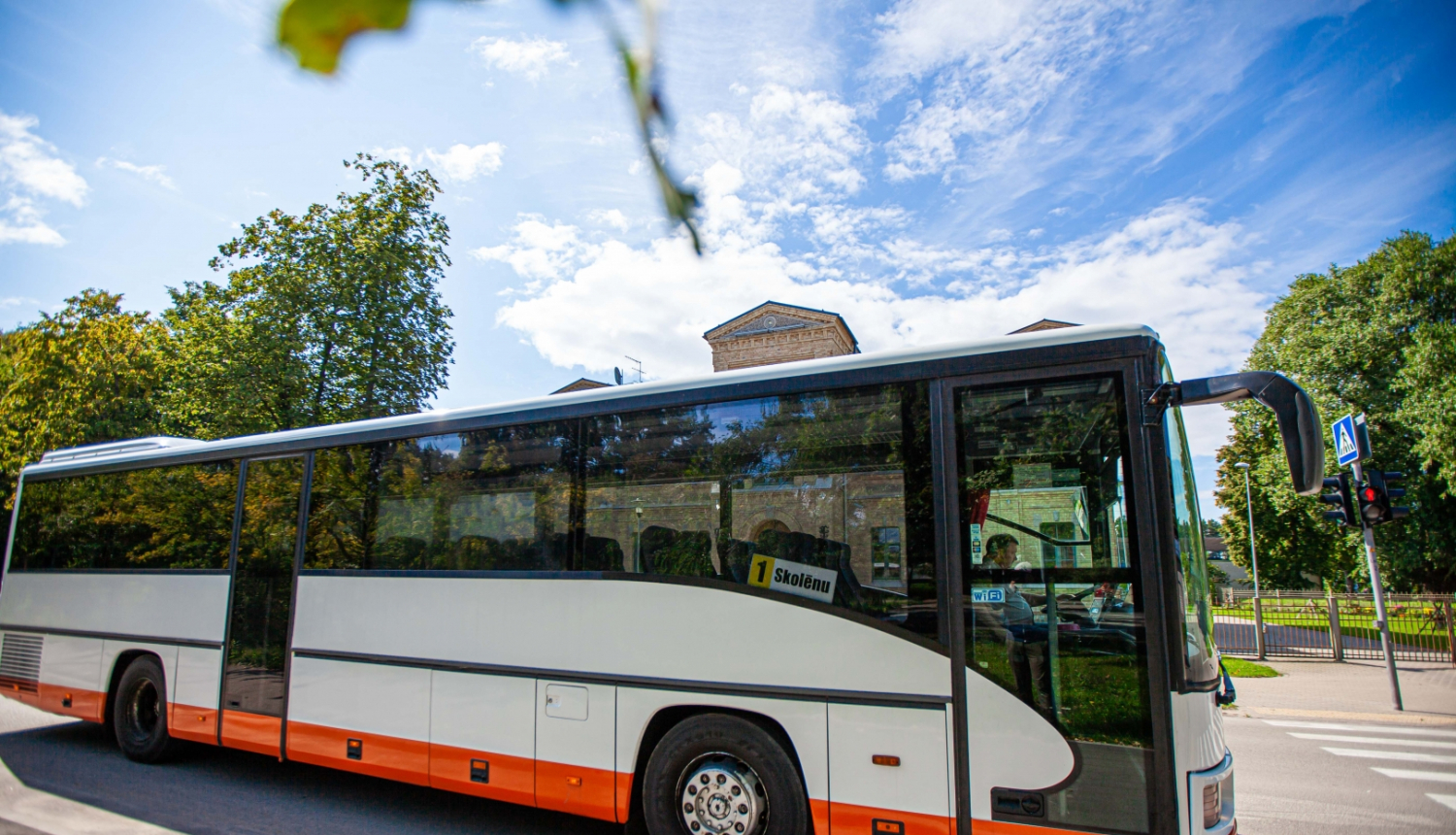 Skolēnu autobuss