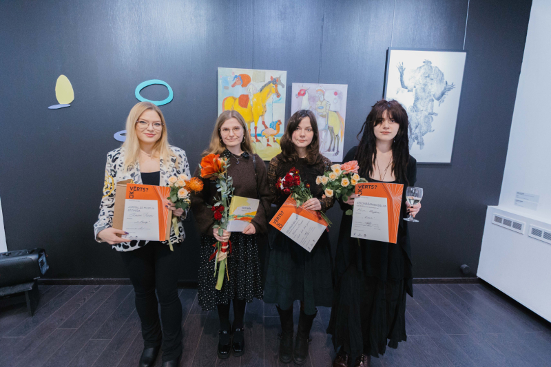 Konkursizstādes Cik vērts  četras aureātes Bulduru Izstāžu namā