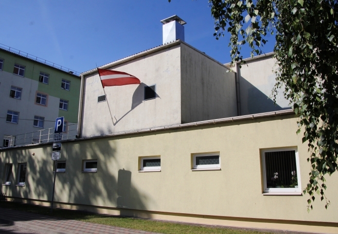 Sporta skolas ēka