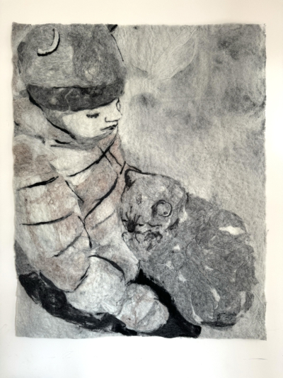 Šis attēls ir tekstilmākslas darbs, kas tapis izmantojot slapjo vilnas filcējumu tehniku