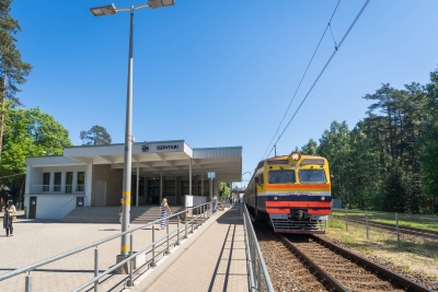 Dzintaru dzelzceļa stacija