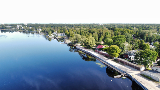 Lielupes krasts, skats no augšas