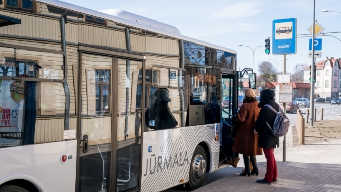 Jūrmalā vēlreiz apstiprina ieceri ieviest bezmaksas sabiedrisko transportu