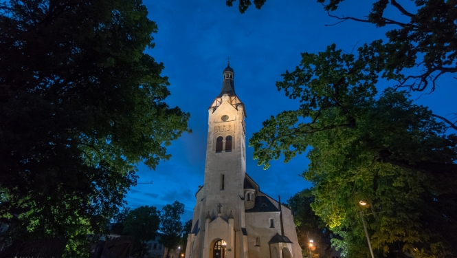 Dubultu ev.lut. baznīca