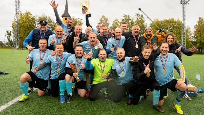 Futbols, veterāni