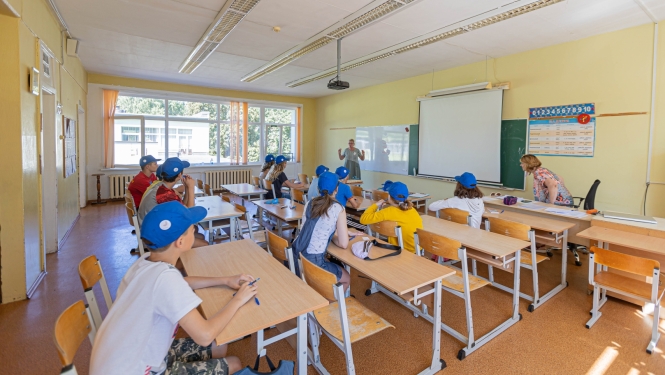 Nodarbība ukraiņu bērniem