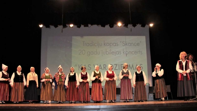  Tradīciju kopa "Skance"