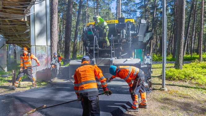 Skrituļošanas trases atjaunošanas darbi Dzintaru mežaparkā