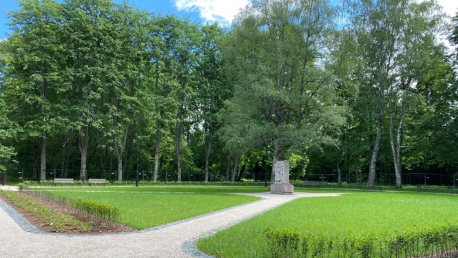 Pabeigti skvēra atjaunošanas darbi Ķemeros