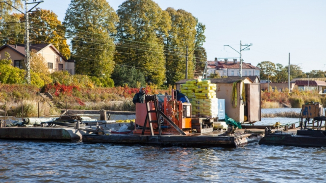Jūrmalā sākta Lielupes krasta stiprināšana