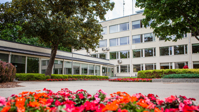 Administrācijas ēka