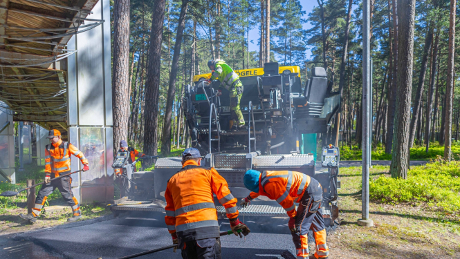 Skrituļošanas trases atjaunošanas darbi Dzintaru mežaparkā