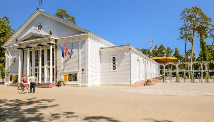 Dzintaru koncertzāles mazās zāles ēka