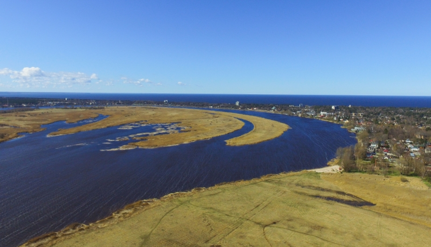 Lielupes grīvas pļavās veidos pastaigu taku