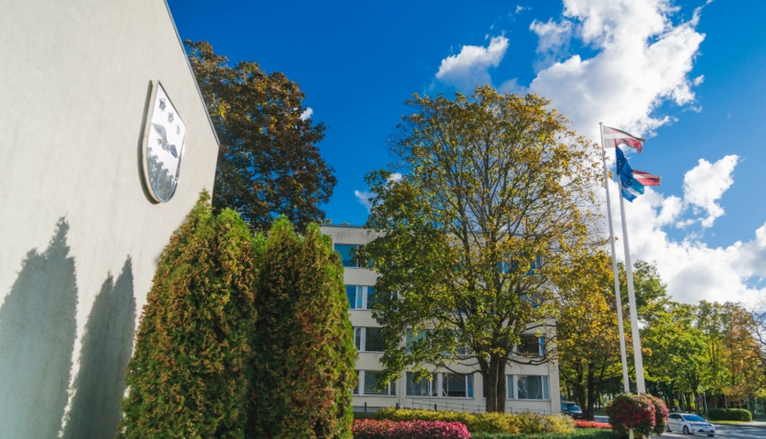 Izsludināti iepirkumi