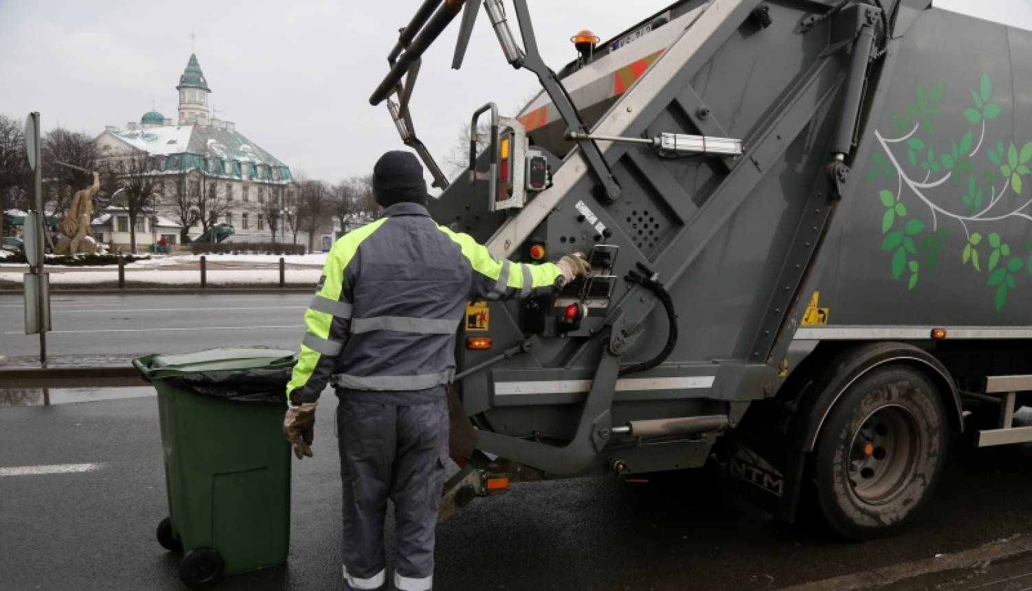 Par sadzīves atkritumu izvešanu maksāsim pēc svara