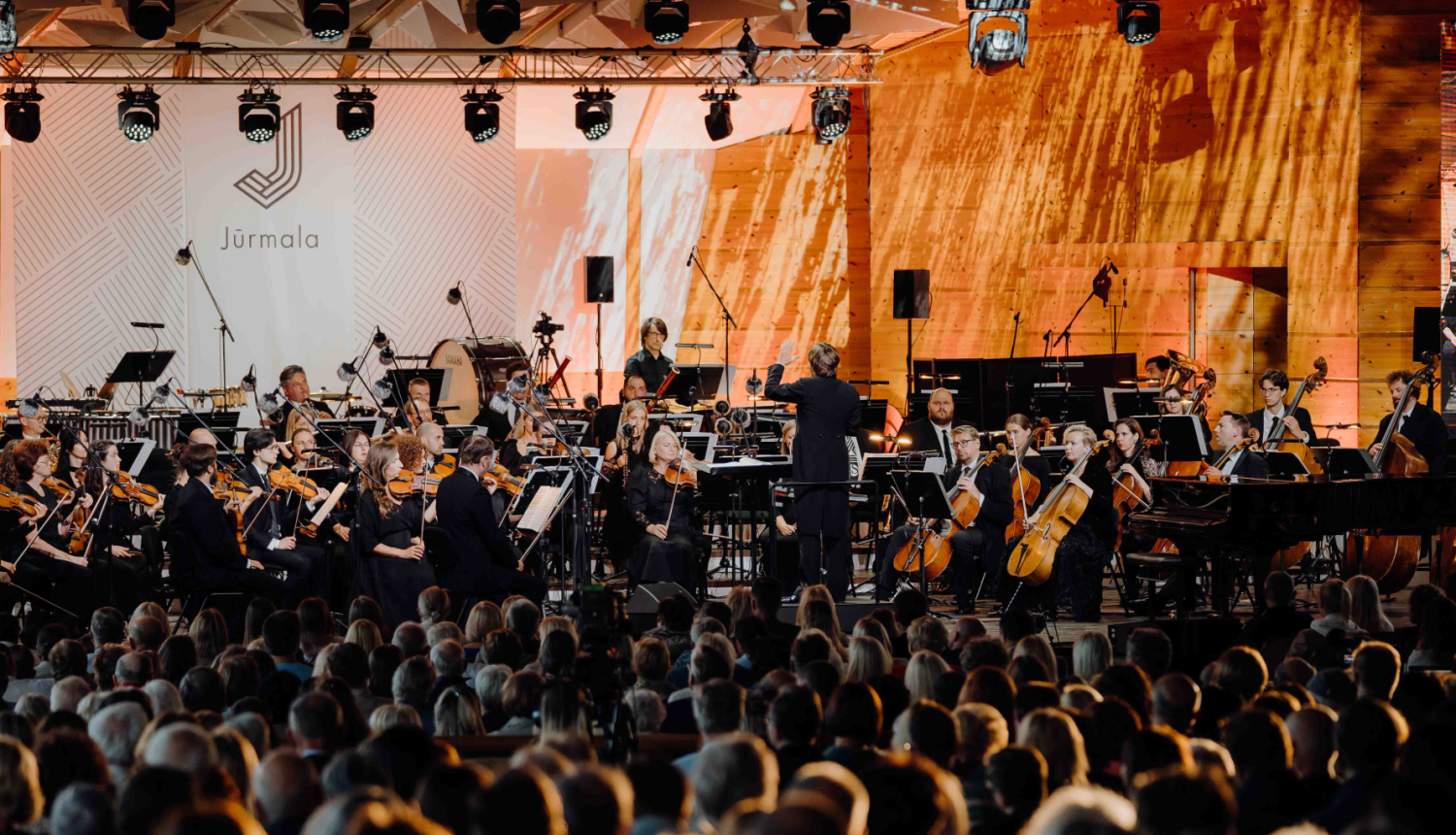 Koncerts Dzintaru koncertzālē