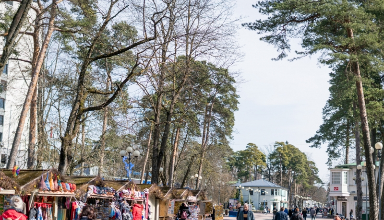 Izsludināta atkārtota pieteikšanās uz brīvajām amatnieku tirdzniecības vietām pavasara/vasaras sezonai