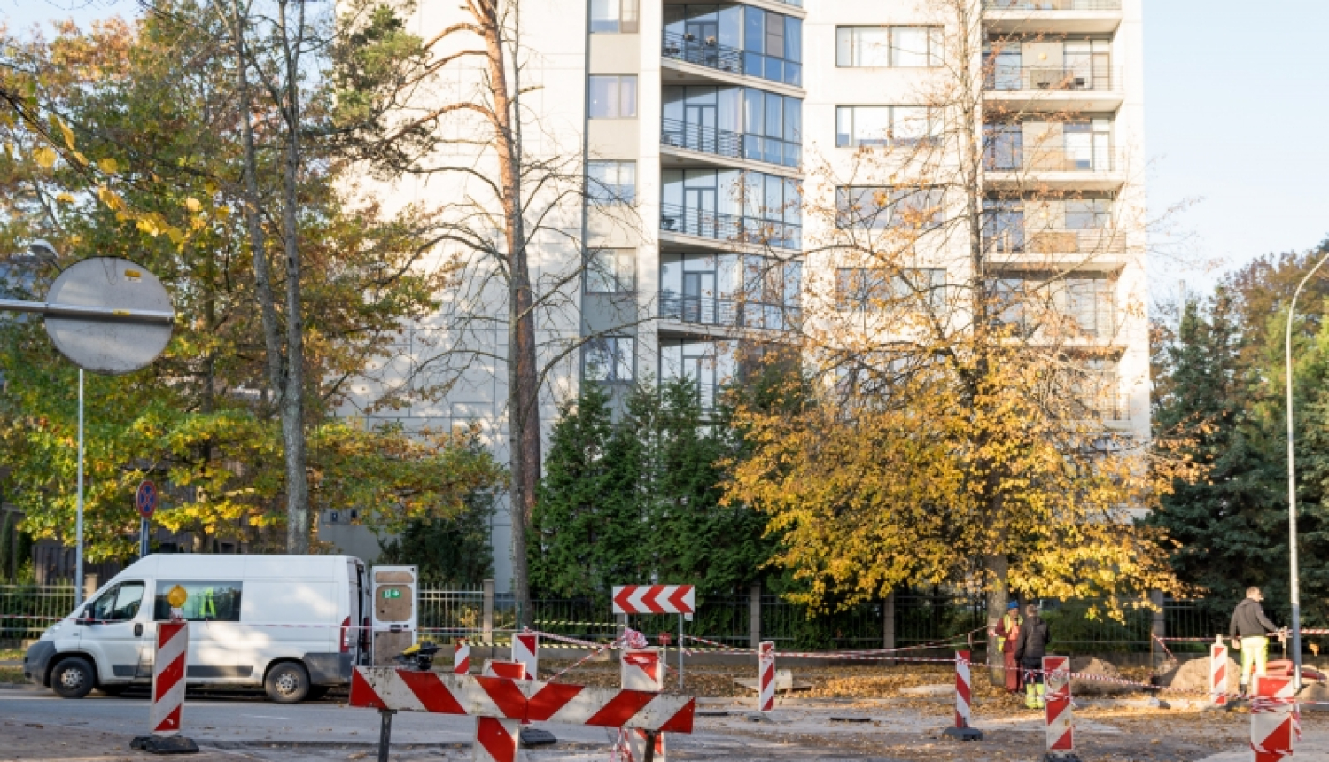 Satiksmes ierobežojumi ielu seguma remontadarbu laikā