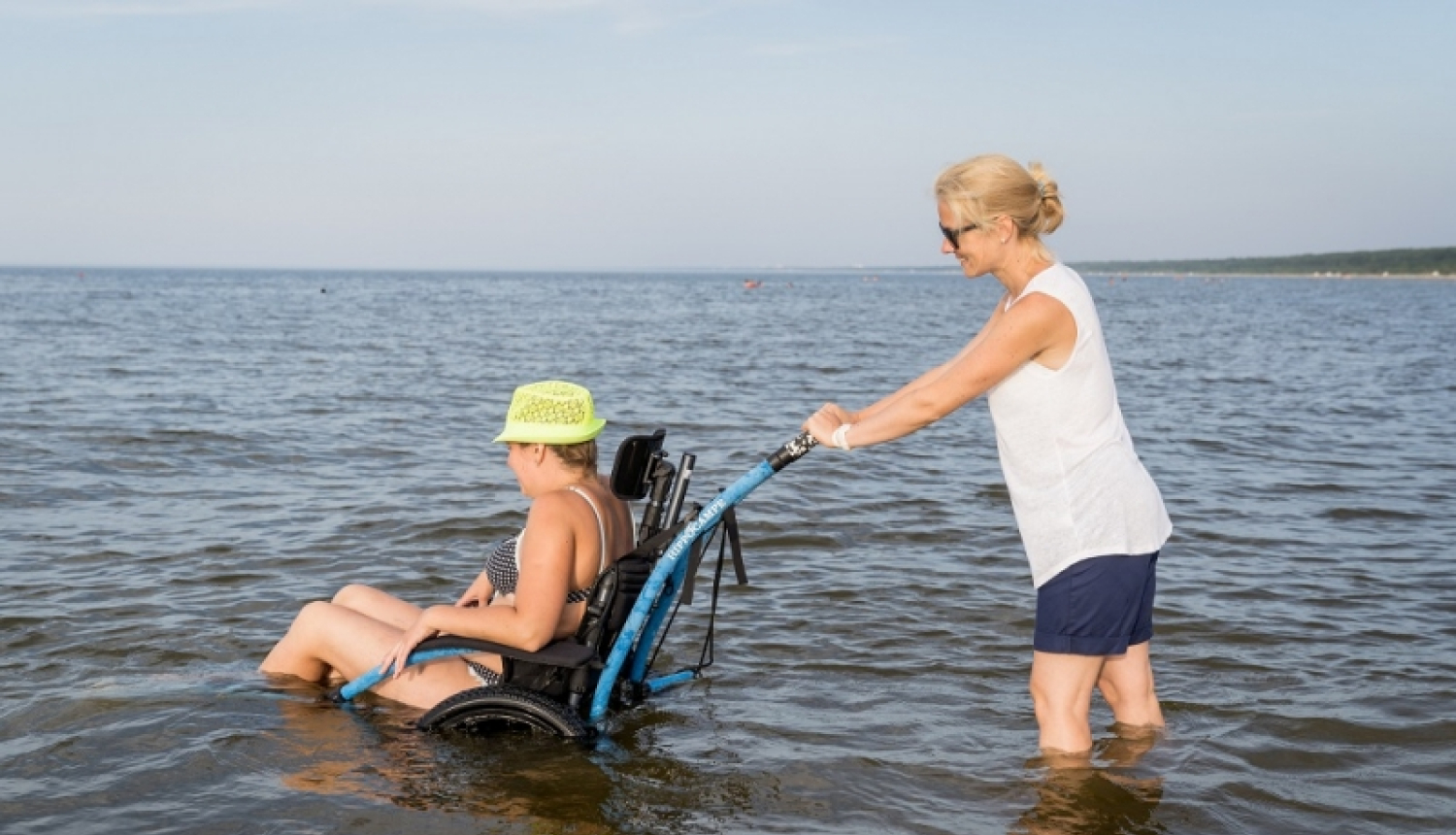Atpūtai pludmalē cilvēkiem ar kustību traucējumiem