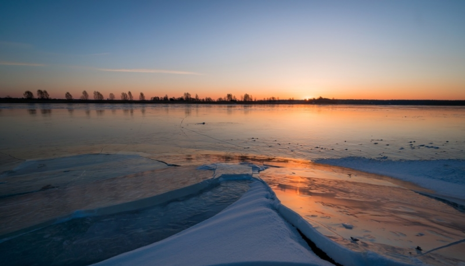 Glābšanas dienests atgādina: uz ledus atrasties ir bīstami