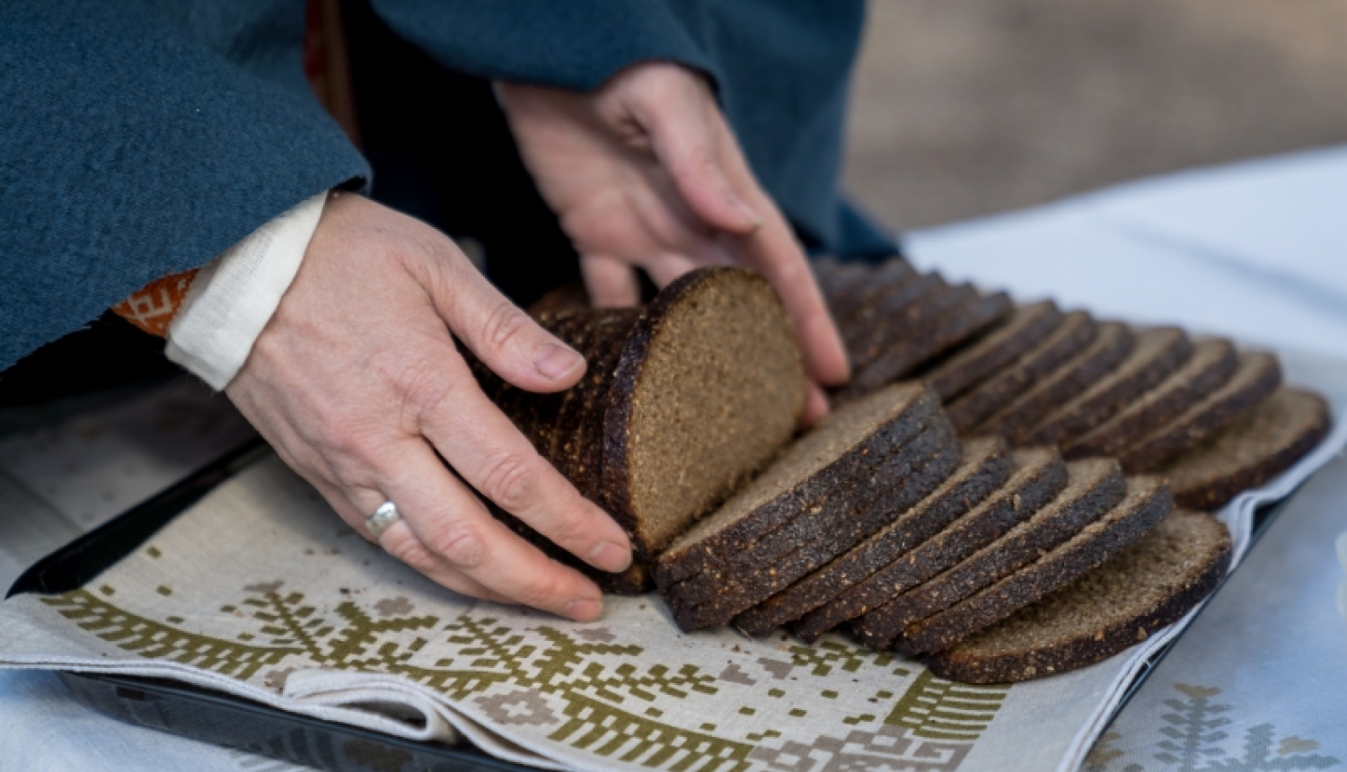 Naktsmītne un ēdiens – pirmā palīdzība krīzes situācijā