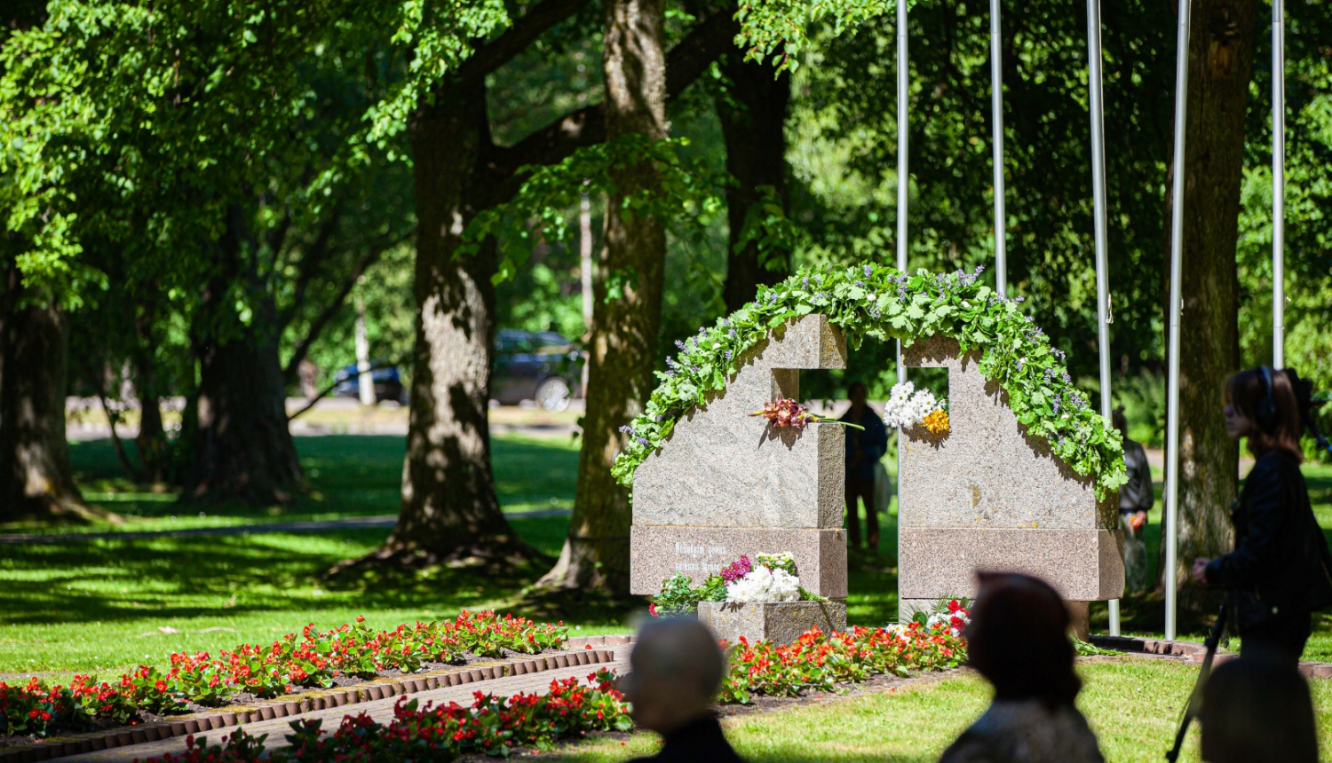 Piemineklis represētajiem Slokā