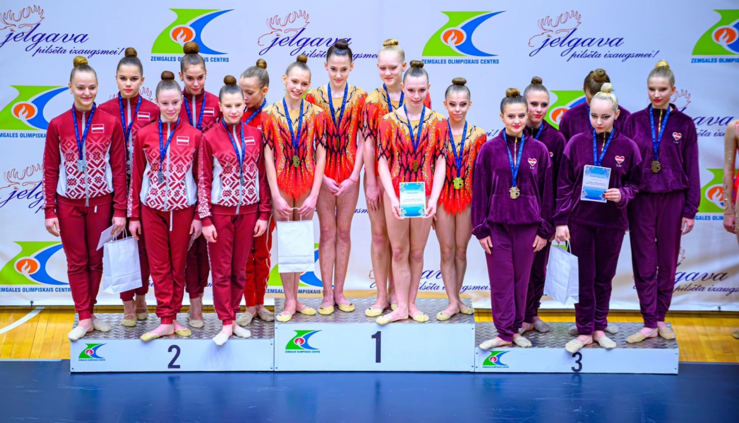 Pirmā vieta junioru grupa Marta Ločmele, Anastasija Andžāne, Stefānija Belova, Renāte Erba, Linda Ieviņa