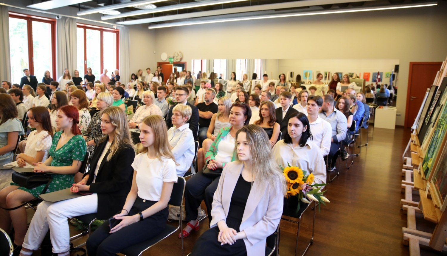 Skolēnu apbalvošanas pasākums