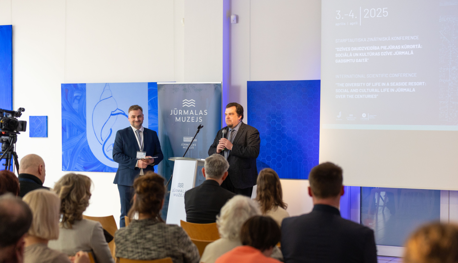 Konference