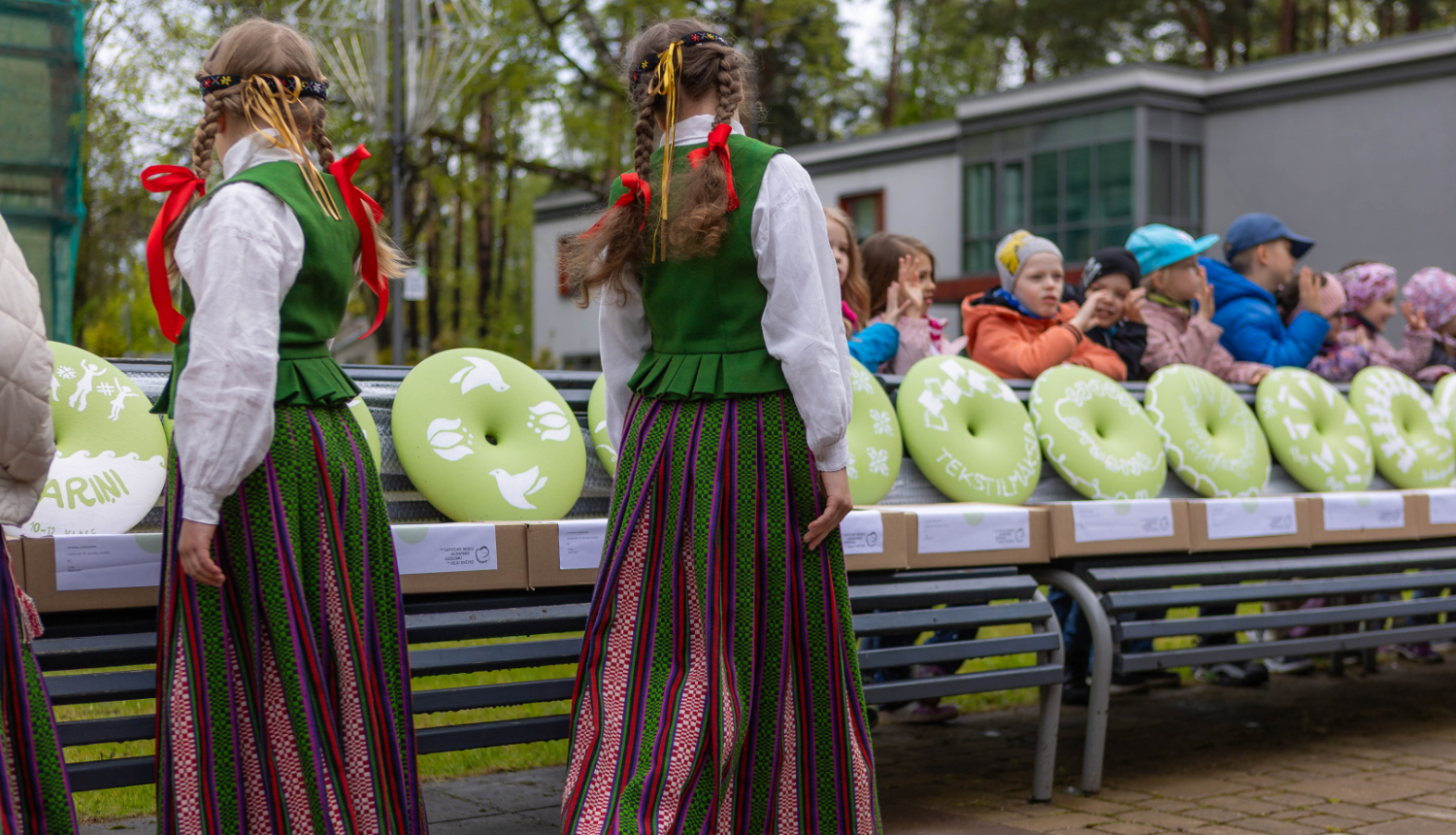 Skolēnu dziesmu un deju akcija "Savīšanās ceļš"