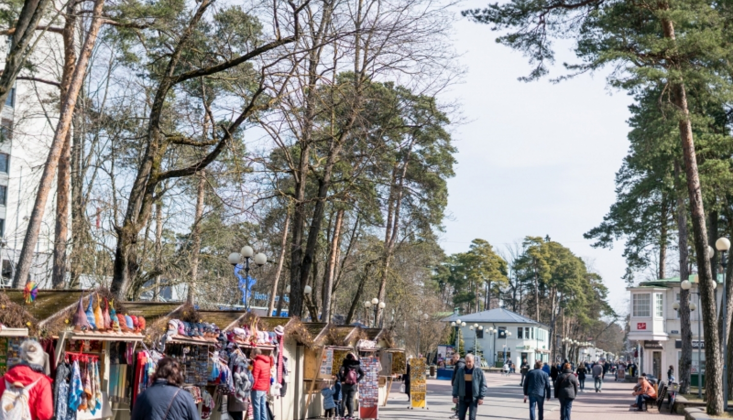 Izsludina pieteikšanos amatnieku tirdzniecības vietām pavasara/vasaras sezonai