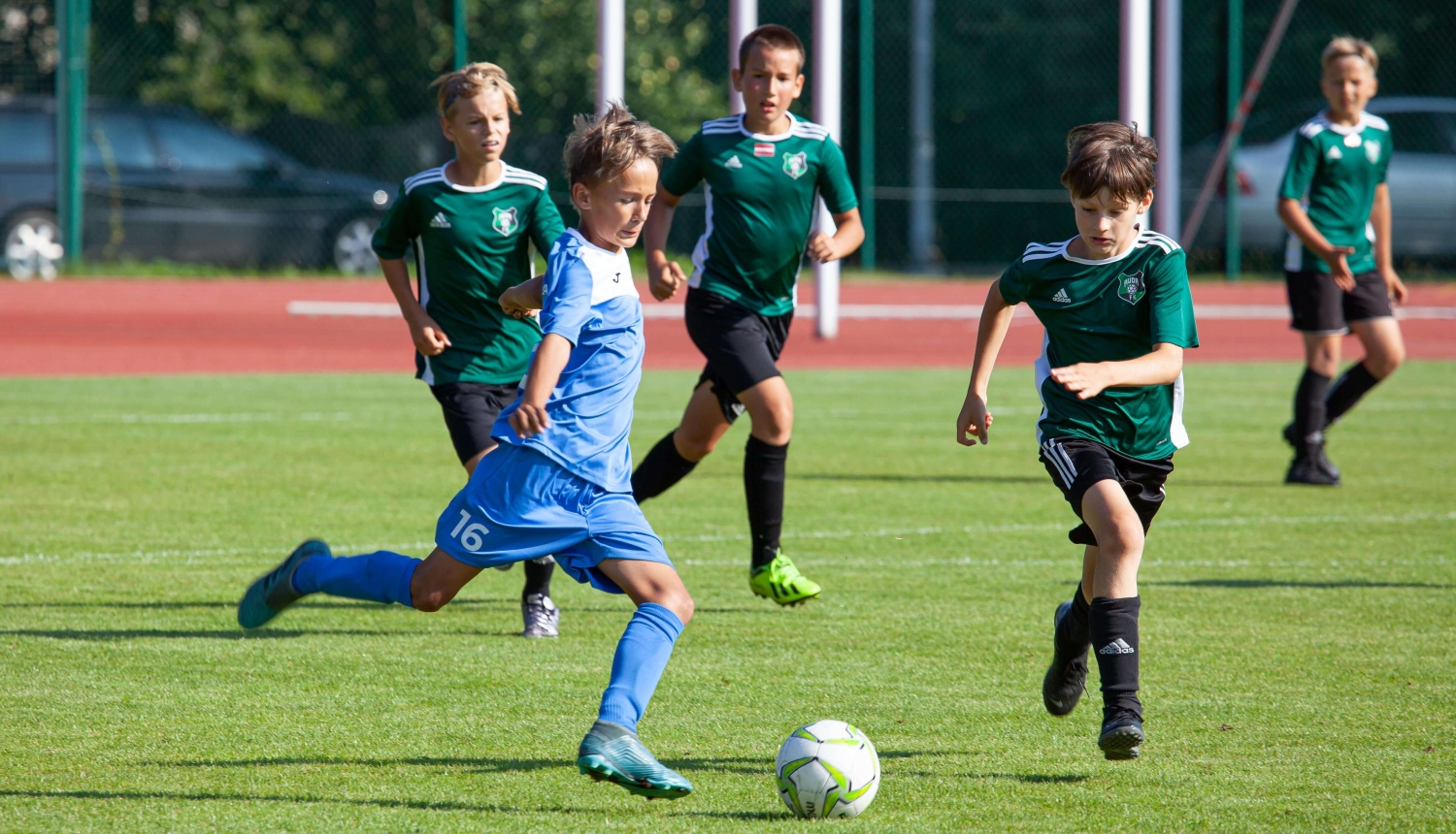 Jaunie futbolisti