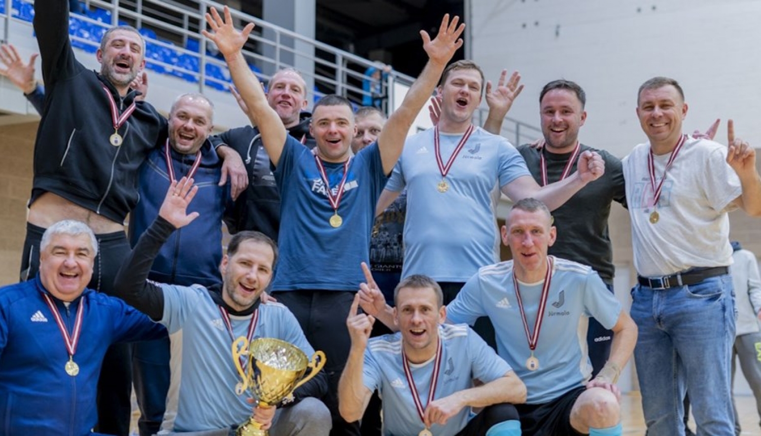 Jūrmalas veterānu futbola komanda triumfē Latvijas kausa izcīņā